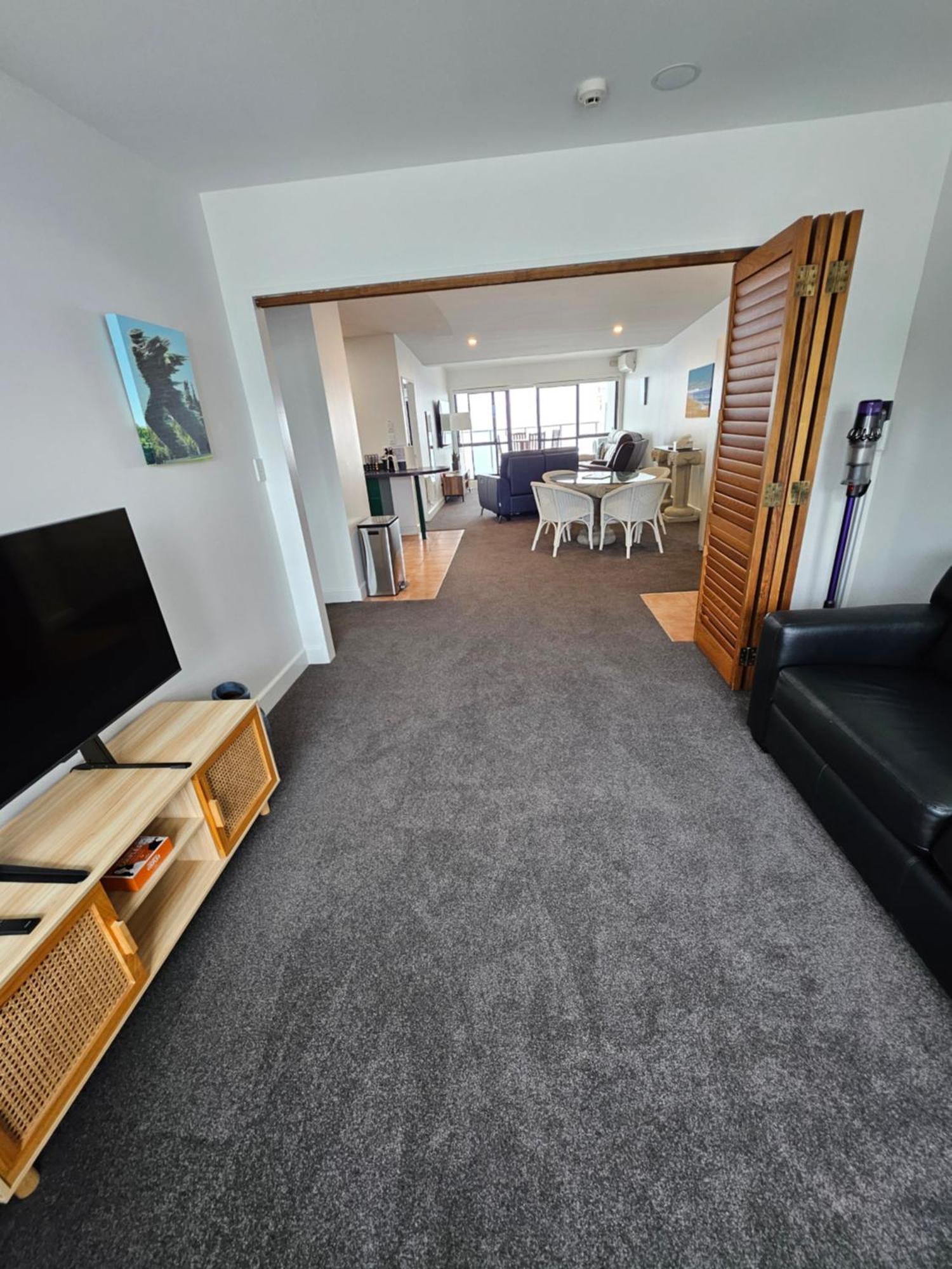 Luxury Beach Escape - 6 Adams Ave Mt Maunganui 마운트마운가누이 외부 사진